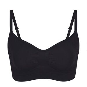 SKIMS Seamless Sculpt Bralette Onyx